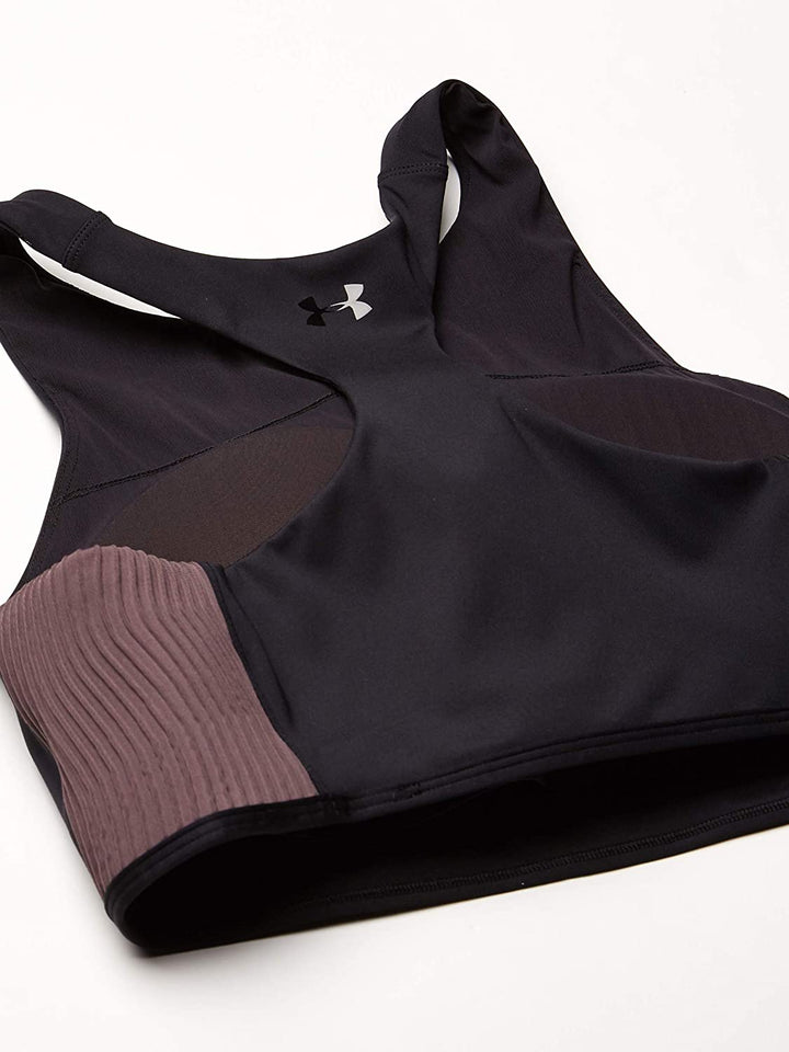 Under Armour Womens Breathelux Carved Rib Sports Bra