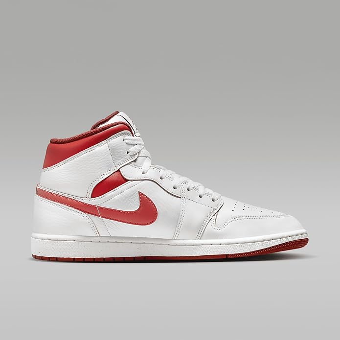 Jordan Mens Air Jordan 1 Mid SE Basketball Sneakers