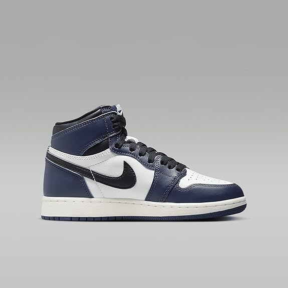 Jordan Grade School Air Jordan 1 High OG Basketball Sneakers