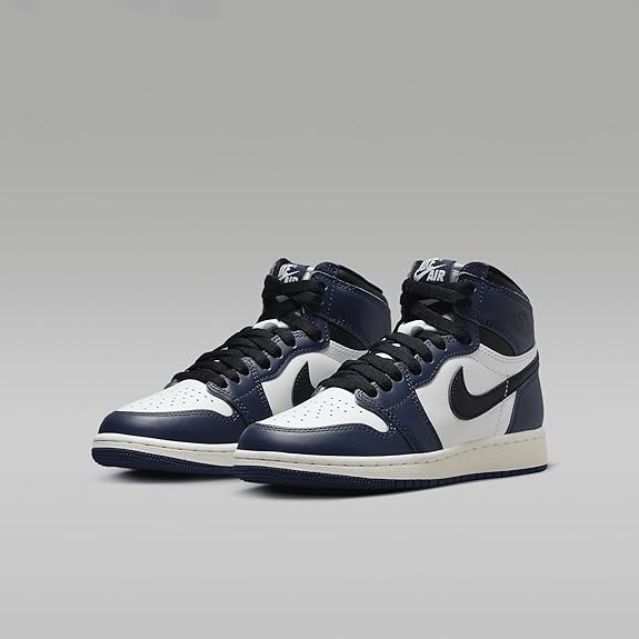 Jordan Grade School Air Jordan 1 High OG Basketball Sneakers