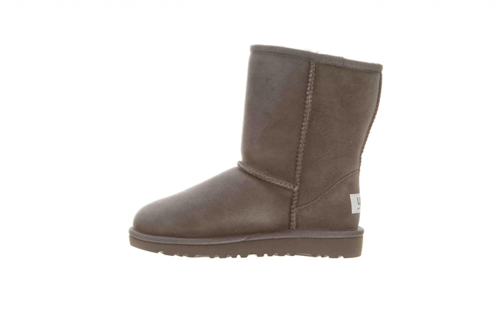 UGG Big Kid Girls Classic Boots