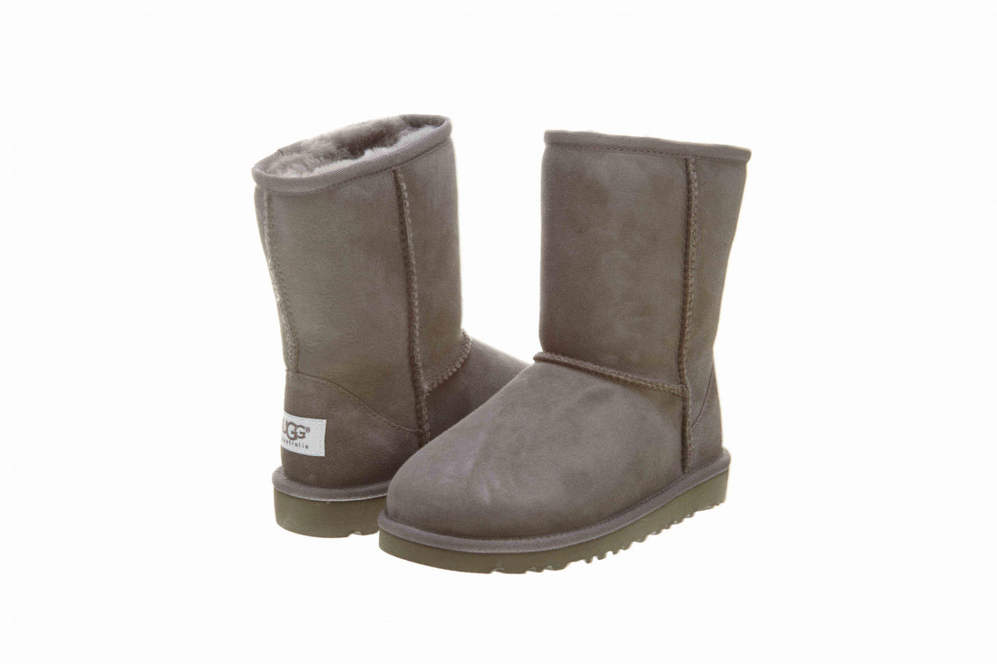 UGG Big Kid Girls Classic Boots